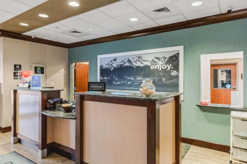 Hampton Inn & Suites Colorado Springs-Air Force Academy/I-25 North