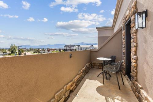 Studio with Balcony