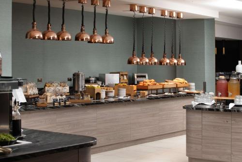 Hilton London Gatwick Airport - image 7