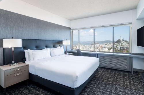 1 queen bed