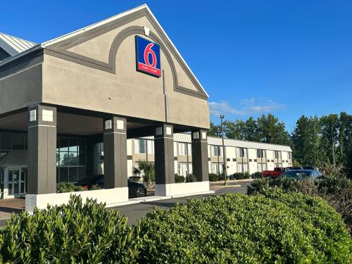 Motel 6 Rock Hill, SC Cherry Road