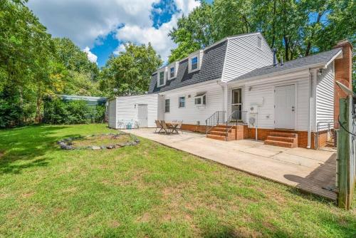 Spotless 4BR near CLT Uptown, Fast Wi-Fi in Charlotte, USA