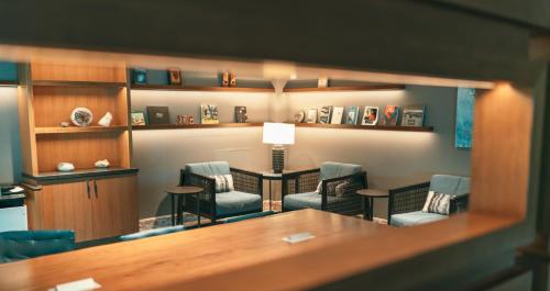 Prince Waikiki - image 14