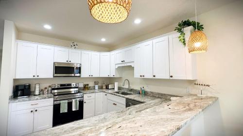 Cocina, Tropical Florida Getaway - Stuart House in Stuart (FL)