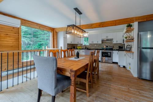 Létesítmények, Le chaga (#CITQ 297627) in Ste Brigitte De Laval (QC)