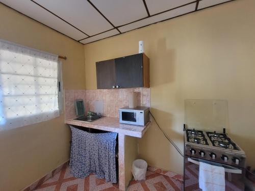 кухня, Chelox Panama Airport in Токумен