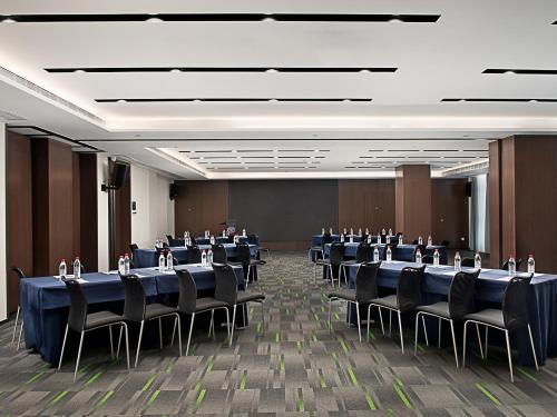 Hampton by Hilton Guangzhou Railway Station - image 5