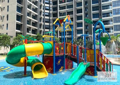 Melaka Atlantis-3BR-Sea-View-8-Pax-cuckoowater Melaka Atlantis-3BR-Sea-View-8-Pax-cuckoowater