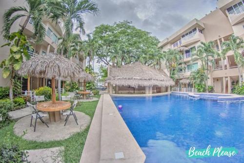 Perla del Mar - Large Pool and 6 blocks to Beach in Bucerías, Mexico