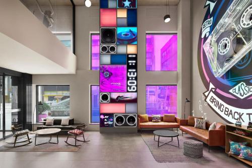Moxy Seoul Insadong, Сеул (фото 11)