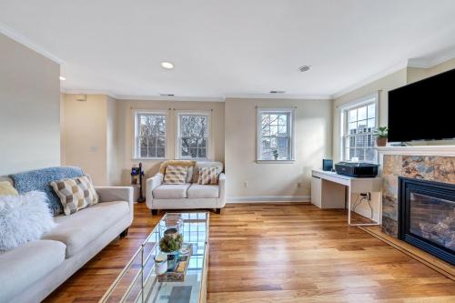 Luxurious Downtown Haven - Stillwater, Stamford, CT