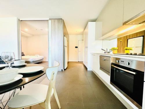 Readyset Apartments at Hudson - Photo 1