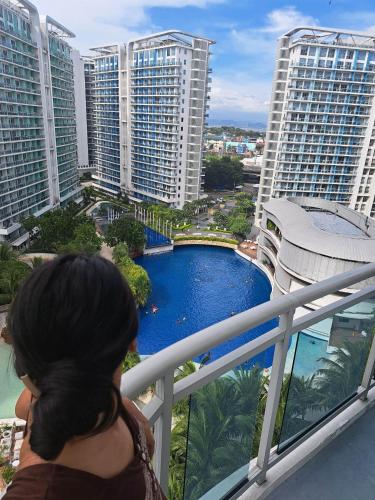 Azure Urban Resort - IAMLove Rental & Staycation
