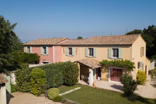 Le Gite Jaune de BelAir - Accommodation - Les Taillades