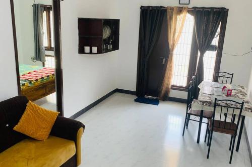 Sheeli’s Home Stay - 2BHK