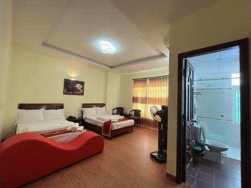2 double beds