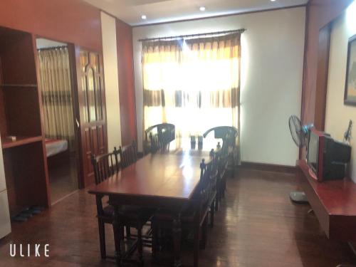 Shared lounge/TV area, Hotel Nam Son in Nui Deo Town