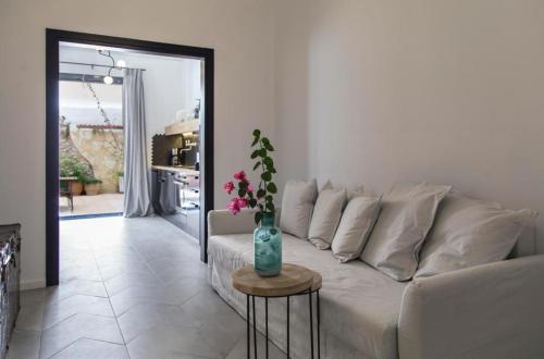 Aura Spacious 2 Bedroom Apartment, Ateny