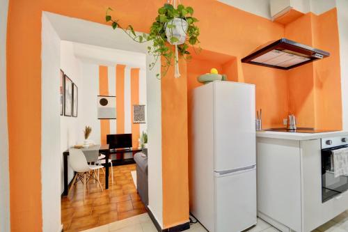 NEMO FLAT - walking to the beach