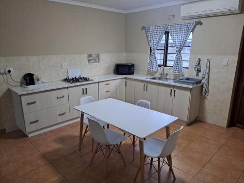 M&M Self Catering M&M Self Catering