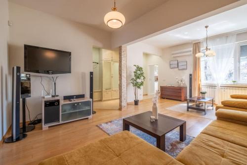 Aristocratic Place, TOP location, Sofia (zdjęcie 4)