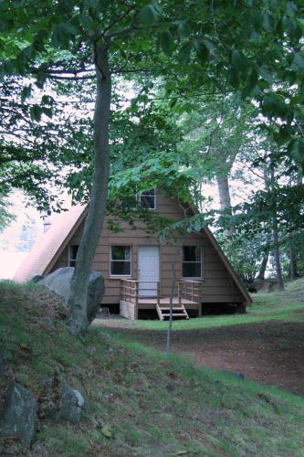 Captains Cabin - Cozy Cabin in Laurel Island in East Hampton, USA