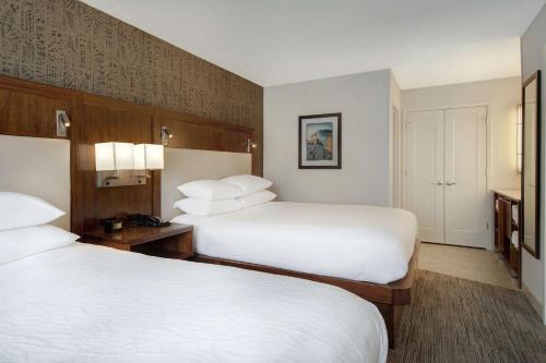2 double beds, 1 sofa bed