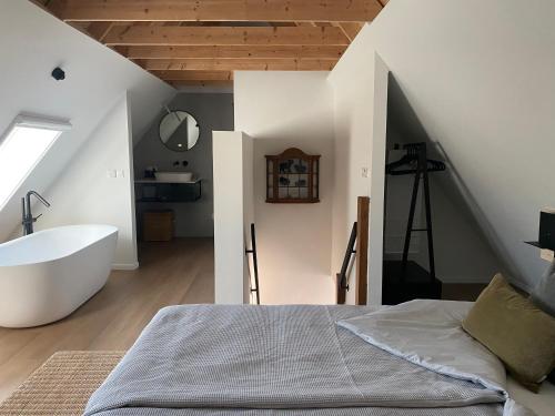 B&B Het Zwarte Schaap in Алберген