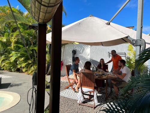 Étterem, Villa Ti MoOn, Piscine et Jaccuzi, idéalement situé, Sud Réunion (Villa Ti MoOn, Piscine et Jaccuzi, idealement situe, Sud Reunion) in Entre Deux