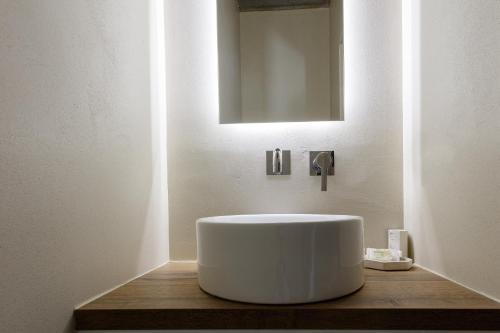 New Modern Villa Domus Myrtia with private pool & BBQ, 4km from nearest beach New Modern Villa Domus Myrtia with private pool & BBQ, 4km from nearest beach