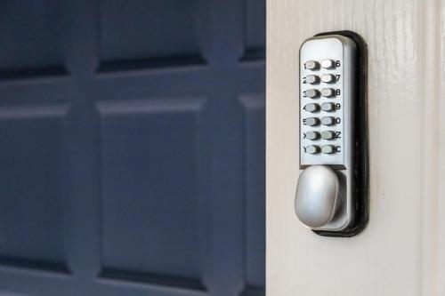 The Bark House by Night Stay The Bark House by Night Stay