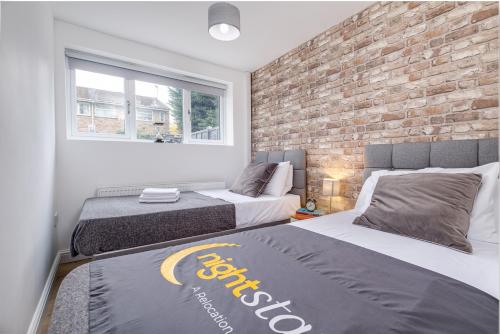 The Bark House by Night Stay The Bark House by Night Stay