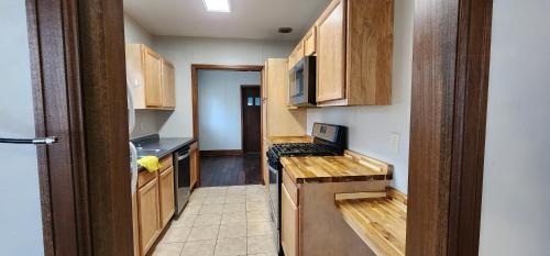 SmartTV Wifi Garage Patio Workspace 2min to St Joe in Buckhannon, USA