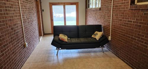 SmartTV Wifi Garage Patio Workspace 2min to St Joe in Buckhannon, USA