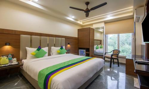 room detail thumbnail 0