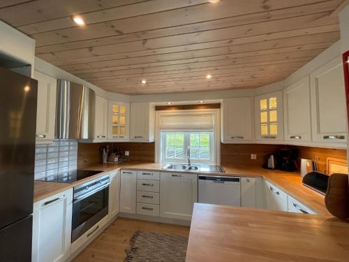 Kitchen, Luxembu - 4 bedroom cabin with a fantastic view in Gol