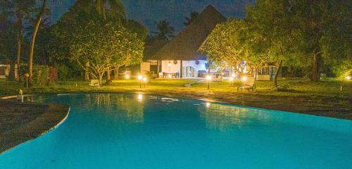 Lux Suites kivulini Cottages Diani Beach, Msambweni