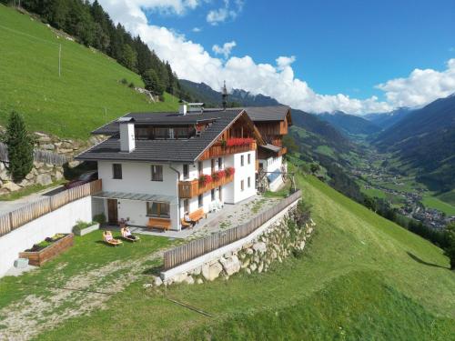 Ortnerhof - Apartment - San Giovanni in Val Aurina