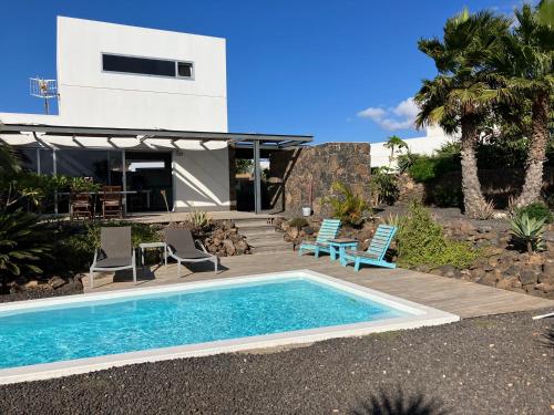 Majanicho Rock - villa with heated pool