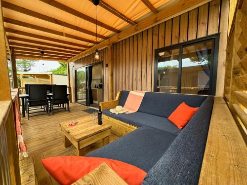 Estivo Premium Deluxe mobile homes on Camping Malibu Beach in Pineta