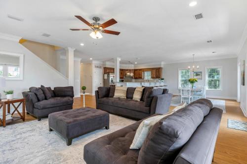Pelican View Beach House - Private Beach!! in Ocean Springs, USA