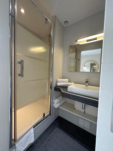 Hotel Nation Montmartre - image 6