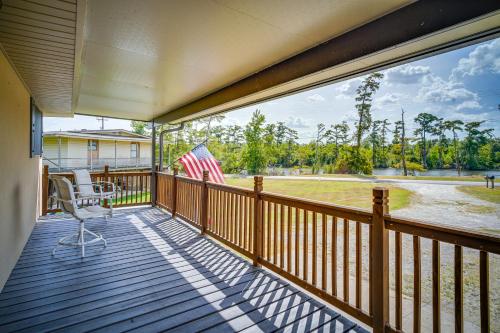 Louisiana Abode - Balcony, Pool Table and Lake Views