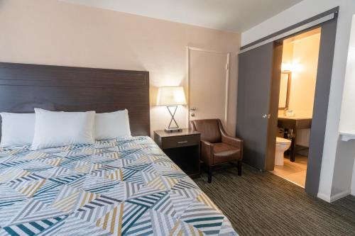 Eastside Lodge - image 6