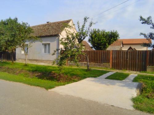 "Poetsko ćoše" Nikole Tesle 86