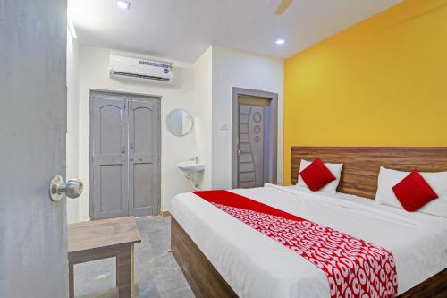 OYO Flagship Hotel Lavish Stay