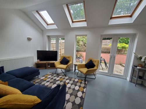 5 bedroom, recently renovated house close to Hastings Beach, Hastings (fotografie 2)