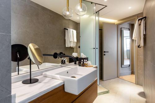 Junior Suite image 7