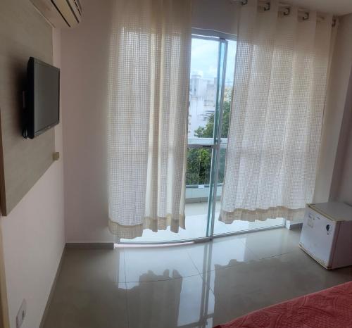 Double Room with Balcony image 3
