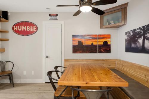 Ski-Out Brian Head Condo - Top of Navajo Lift - image 14